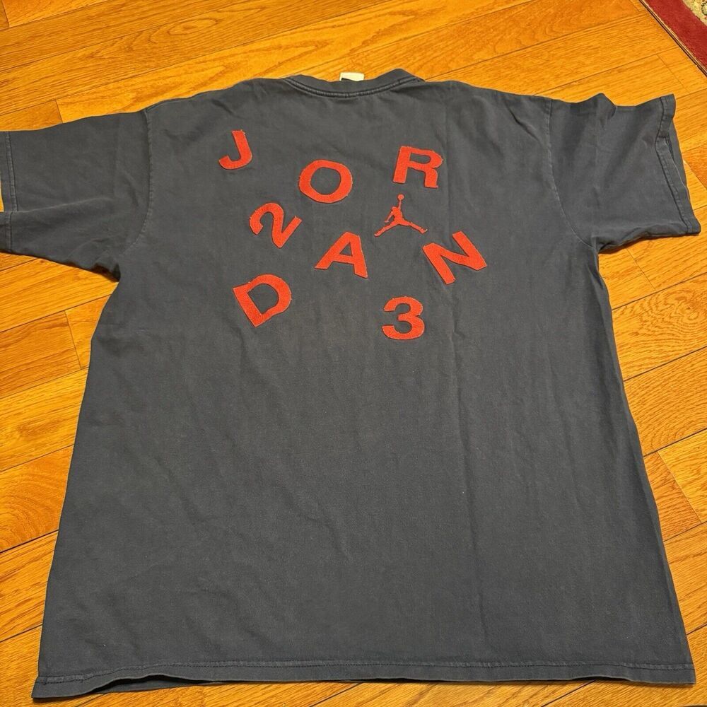 Vintage Y2K Nike Air Jordan Shirt Embroidered Messy Letters Size XL‎